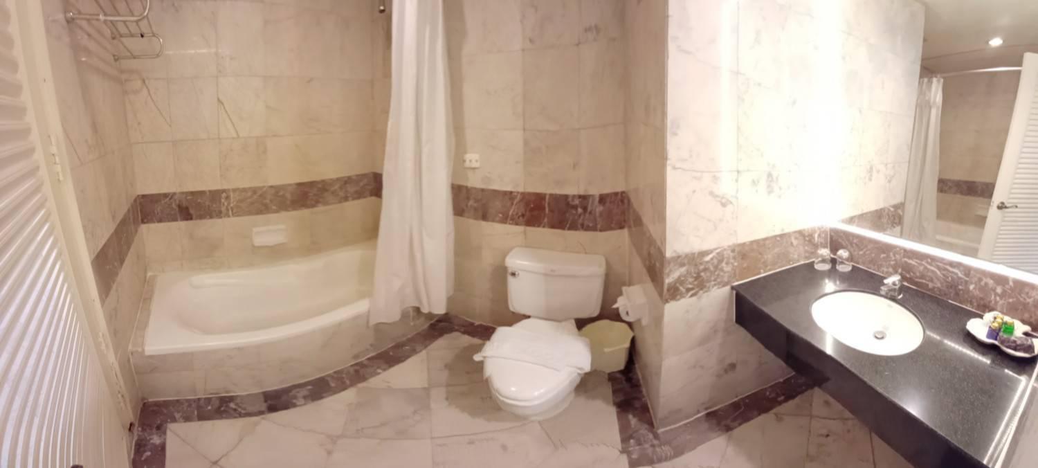 Adriatic Palace Hotel פאטאיה מראה חיצוני תמונה