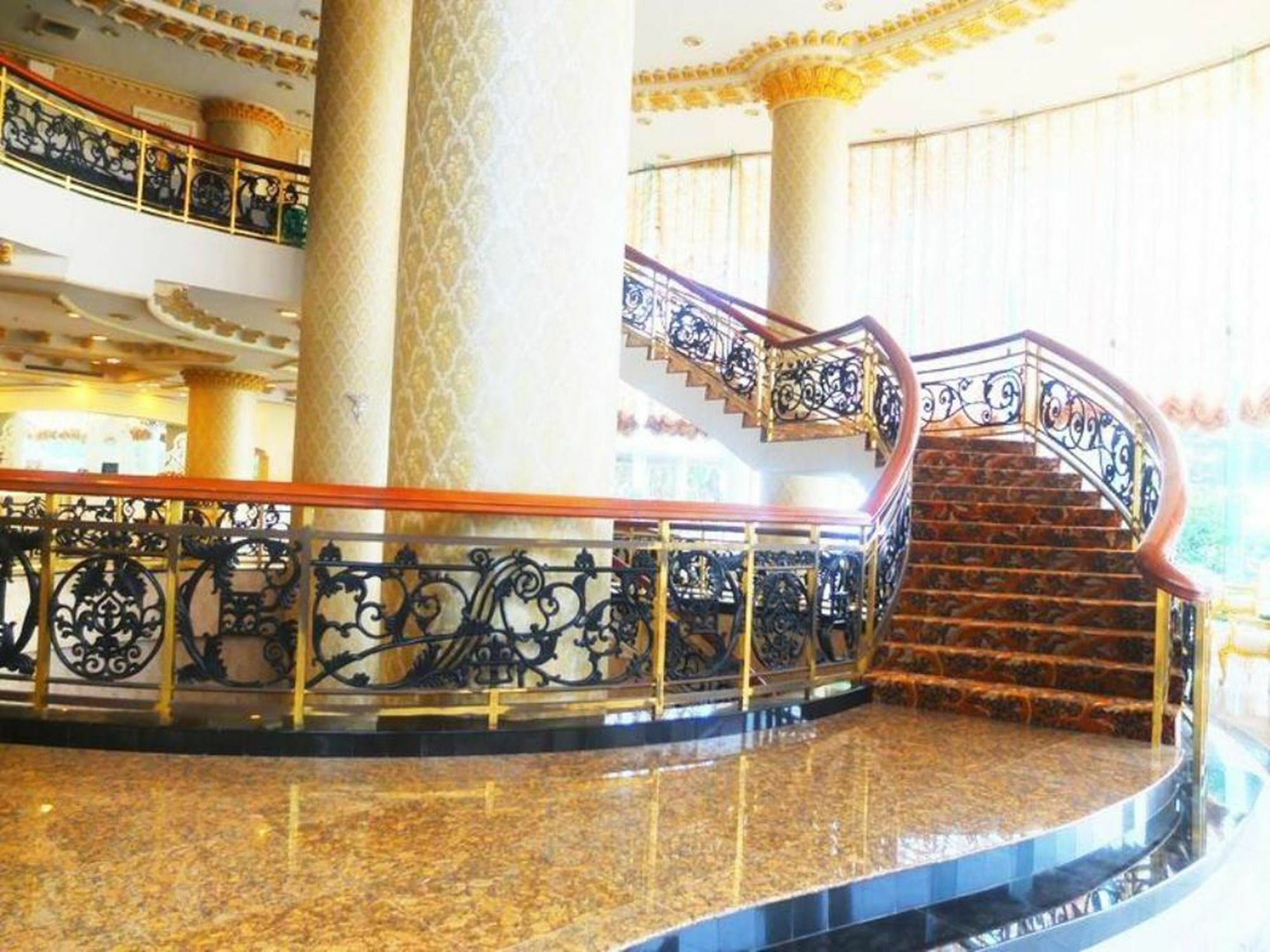 Adriatic Palace Hotel פאטאיה מראה חיצוני תמונה